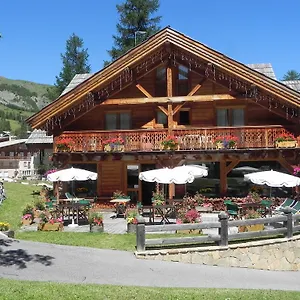 Ecureuil Hotel