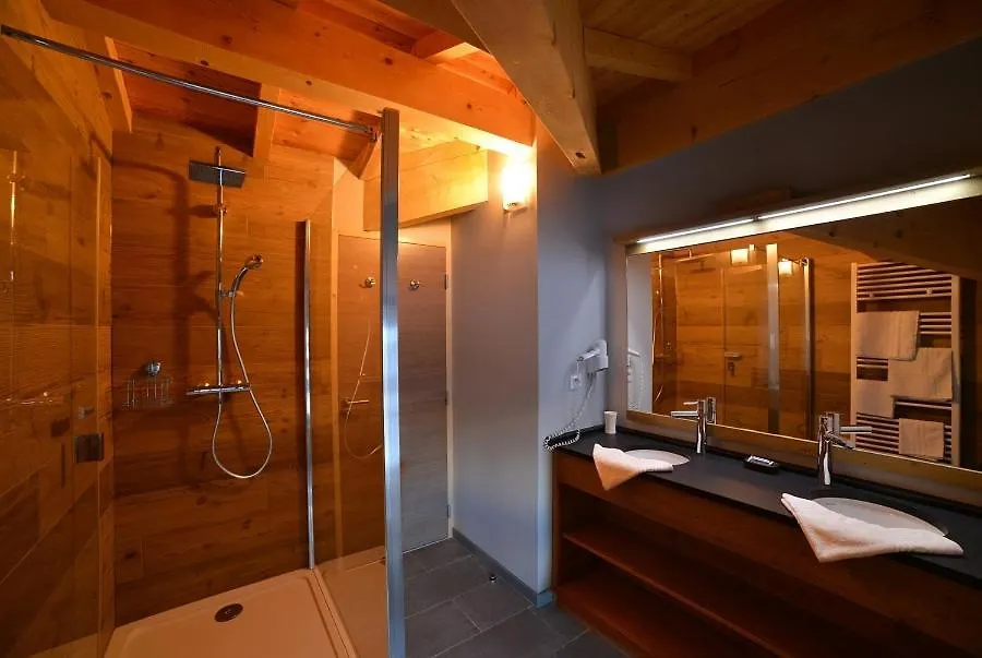 Hotel & Restaurant Les Escondus Vars   Vars (Hautes-Alpes)