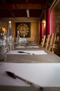 ***  Hotel & Restaurant Les Escondus Vars  France